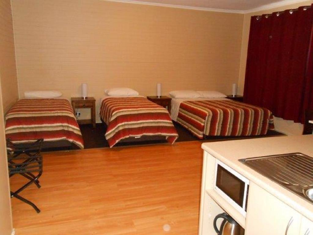 Acacia Ridge Motor Inn Port Augusta Phòng bức ảnh